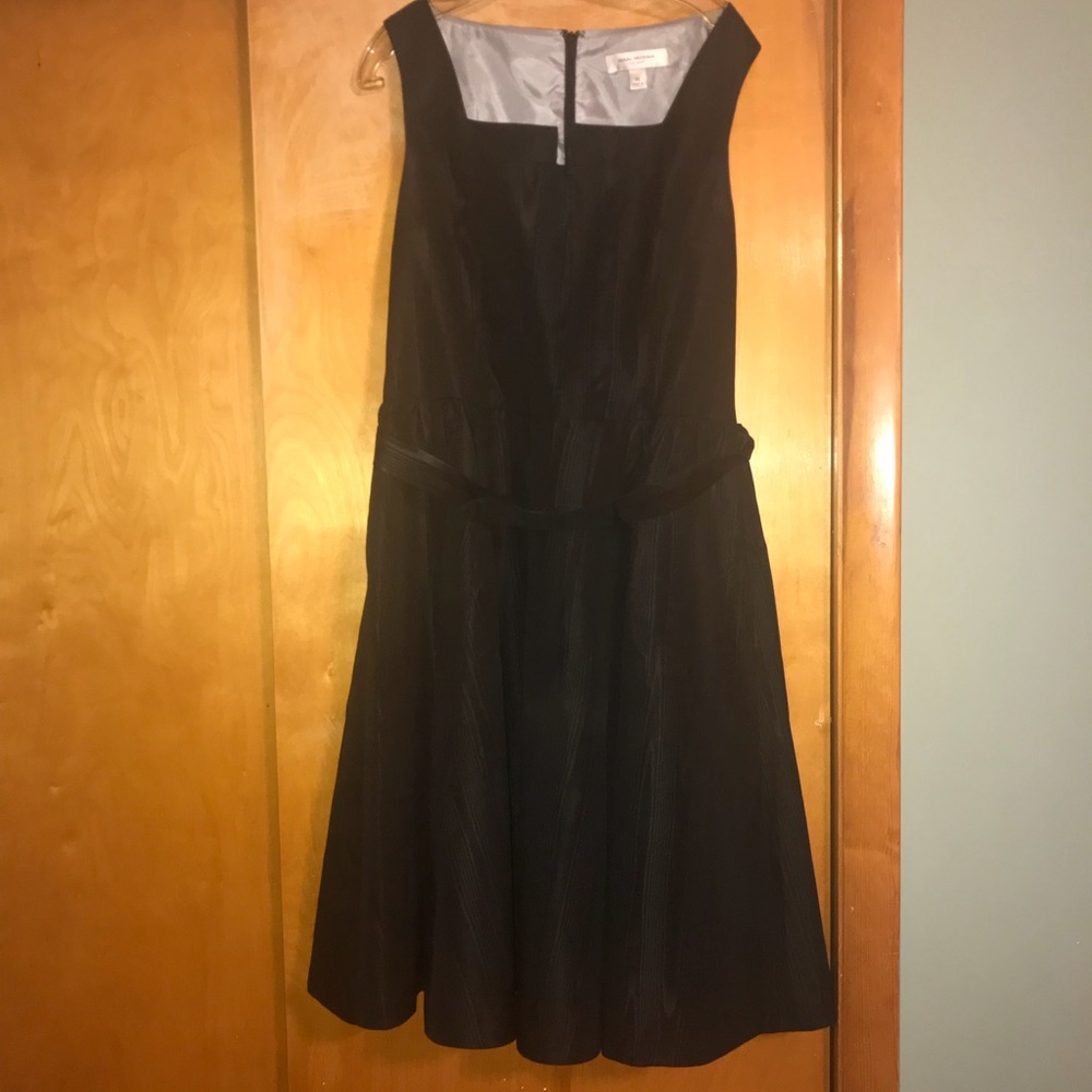 Isaac Mizrahi Black Dress